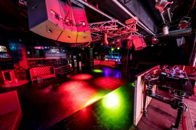 Mainroom2
